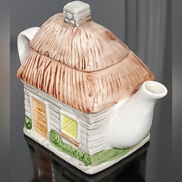 Country Cottage Teapot 🫖 by OCI Omnibus - Picture 13 of 16